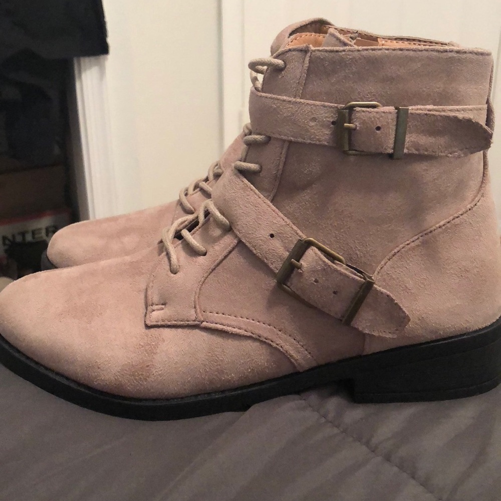 Pair of combat boots!